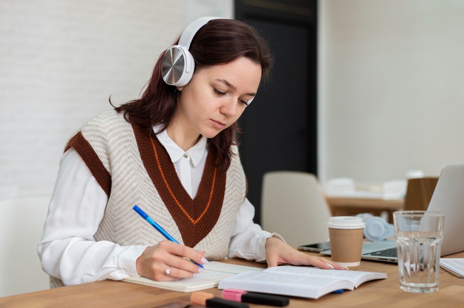 How to Improve from Band 6.5 to 7.5 in IELTS Listening